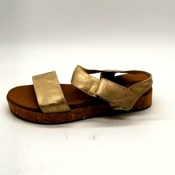 Maurices Womens Felicity Wedge Heel Ankle Strap Sandal Cushioned Gold Sz 7 - Picture 1 of 9